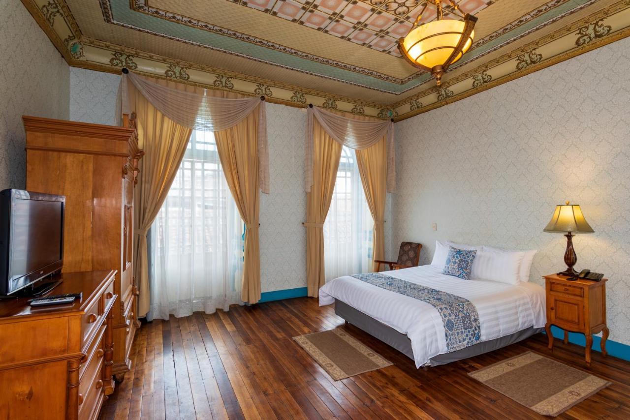 Del Parque Hotel & Suites Cuenca Exterior photo